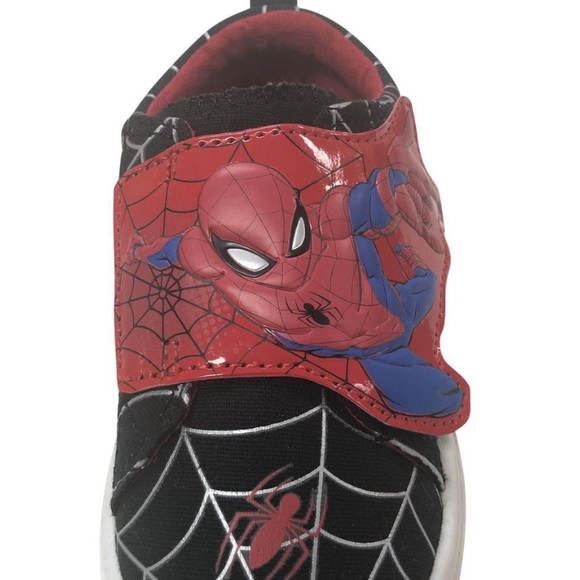 Spider-Man Toddler Boy’s Canvas Shoe size 7 NEW - Picture 3 of 5